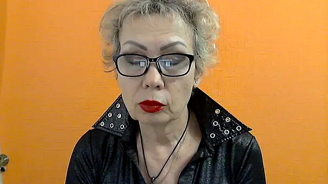 Snapshot of NessyJenixs chatting on 01.27.25 NessyJenixs online show from 01.27.25