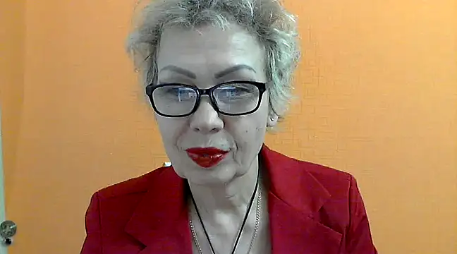Snapshot of NessyJenixs chatting on 02.10.25 NessyJenixs online show from 02.10.25