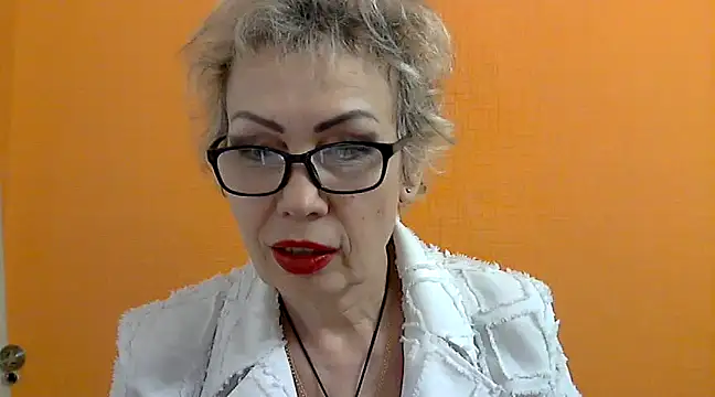 Snapshot of NessyJenixs chatting on 02.14.25 NessyJenixs online show from 02.14.25