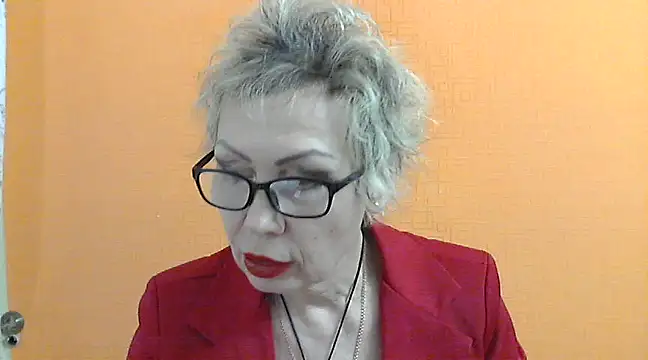 Snapshot of NessyJenixs chatting on 02.22.25 NessyJenixs online show from 02.22.25