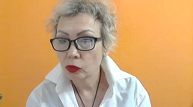 Snapshot of NessyJenixs chatting on 03.02.25 NessyJenixs online show from 03.02.25