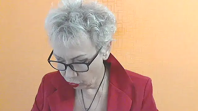 Snapshot of NessyJenixs chatting on 10.21.25 NessyJenixs online show from 10.21.25