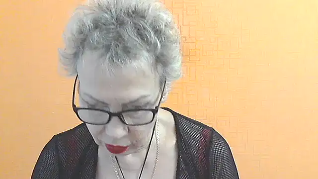 Snapshot of NessyJenixs chatting on 11.29.25 NessyJenixs online show from 11.29.25