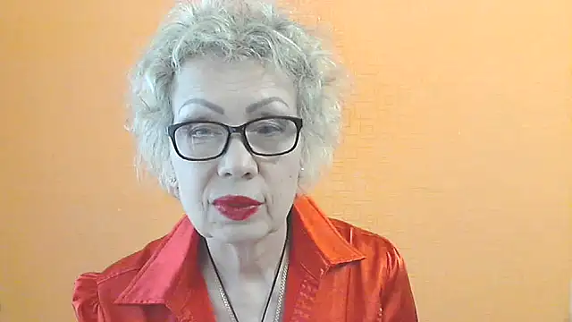 Snapshot of NessyJenixs chatting on 05.18.26 NessyJenixs online show from 05.18.26