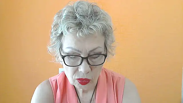 Snapshot of NessyJenixs chatting on 06.25.26 NessyJenixs online show from 06.25.26
