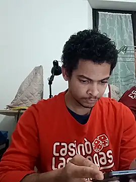 Snapshot of cingonduro chatting on 12.03.25 cingonduro online show from 12.03.25