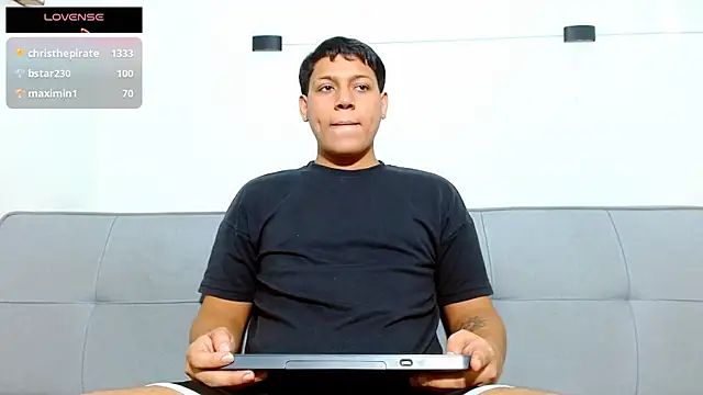 Tylerdrdn online show from 11.22.25