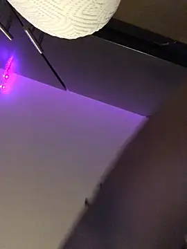 theprettysoles online show from 04.16.26