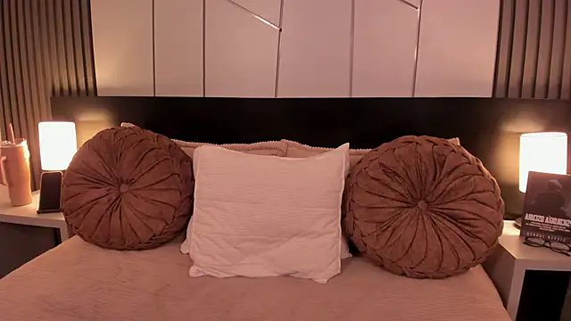 fiorella paris online show from 11.27.25