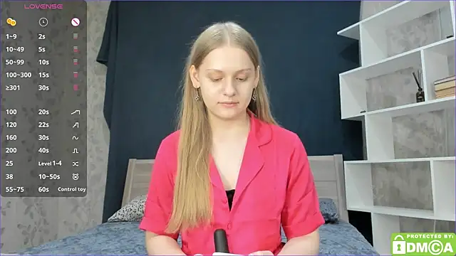 Snapshot of onelovelyalice chatting on 02.18.25 onelovelyalice online show from 02.18.25