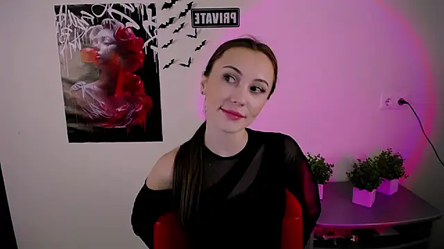 Snapshot of Nikonara_Love chatting on 03.18.25 Nikonara Love online show from 03.18.25