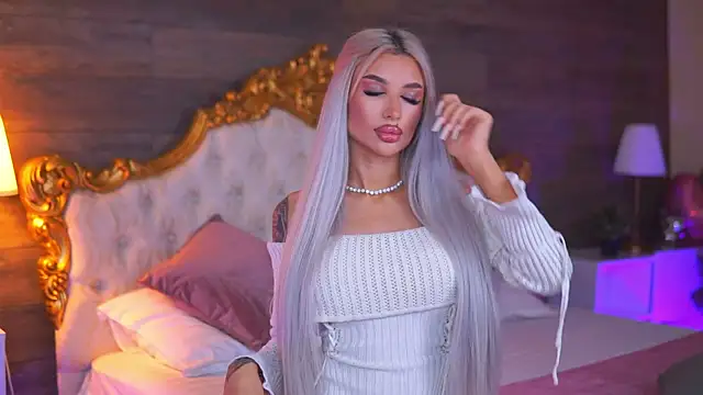 Juicy Jessye online show from 04.08.26