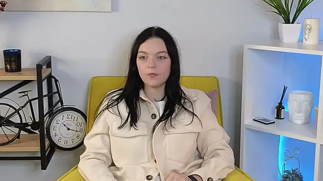 GladysHewell online show from 01.22.25