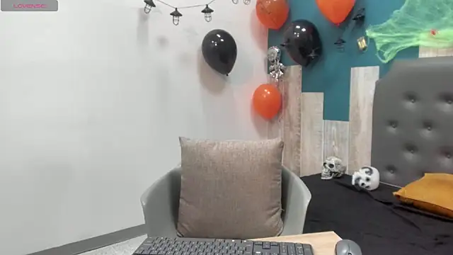 Frank Millers online show from 10.20.25