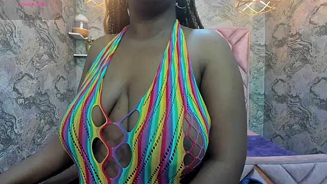 nefertiti ebony online show from 10.01.25