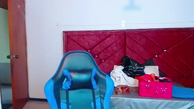 victoria adams07 online show from 03.23.26