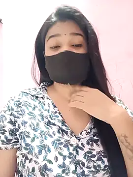 Snapshot of Simran-001 chatting on 03.11.26 Simran-001 online show from 03.11.26