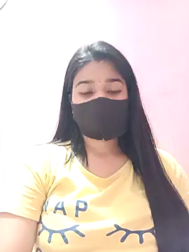 Snapshot of Simran-001 chatting on 03.22.26 Simran-001 online show from 03.22.26