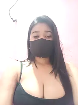 Snapshot of Simran-001 chatting on 03.24.26 Simran-001 online show from 03.24.26