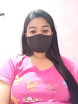 Snapshot of Simran-001 chatting on 04.08.26 Simran-001 online show from 04.08.26