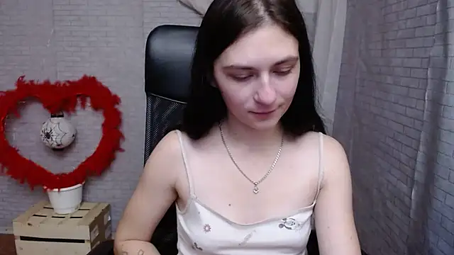 Snapshot of AmandaJi_ chatting on 01.28.25 AmandaJi online show from 01.28.25