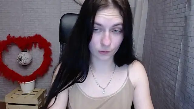 Snapshot of AmandaJi_ chatting on 02.04.25 AmandaJi online show from 02.04.25