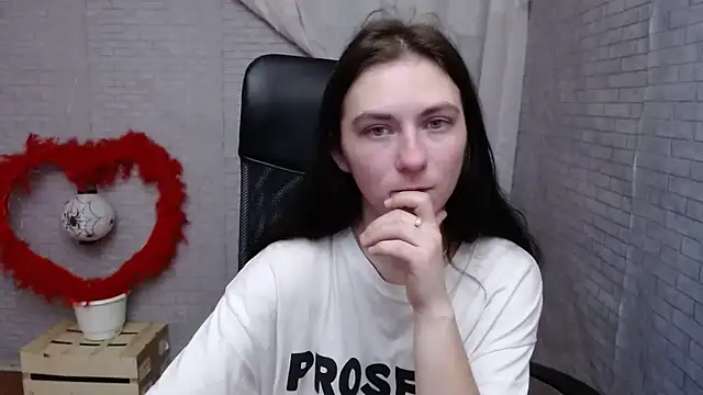 Snapshot of AmandaJi_ chatting on 03.06.25 AmandaJi online show from 03.06.25