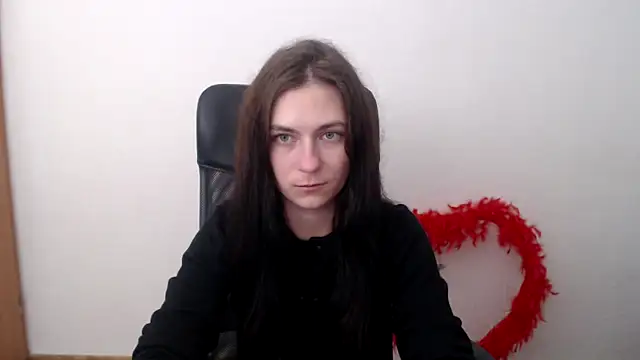 Snapshot of AmandaJi_ chatting on 10.28.25 AmandaJi online show from 10.28.25