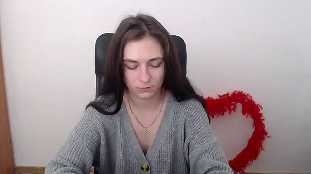 Snapshot of AmandaJi_ chatting on 10.29.25 AmandaJi online show from 10.29.25