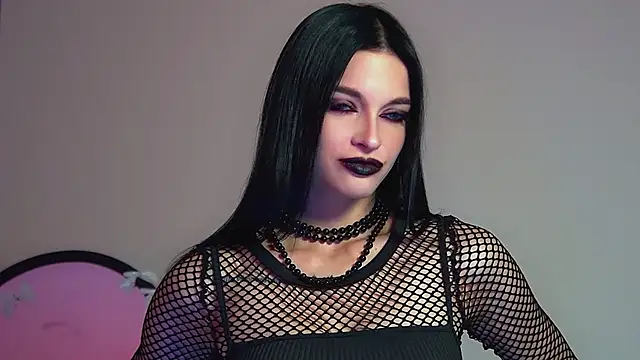 Snapshot of BeverlyMost chatting on 02.10.26 BeverlyMost online show from 02.10.26