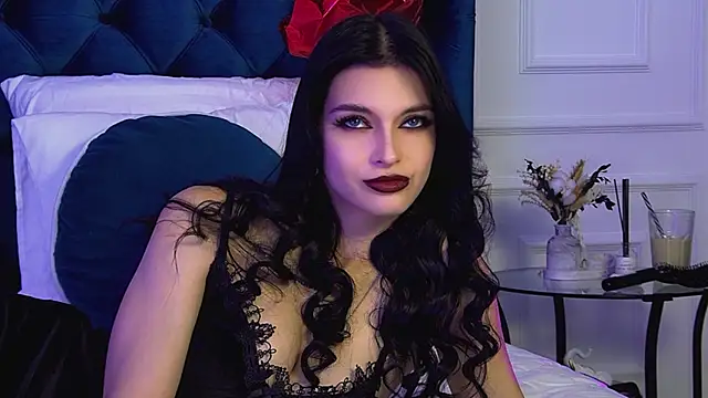 Snapshot of BeverlyMost chatting on 02.15.26 BeverlyMost online show from 02.15.26