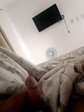 Snapshot of Trixboy201 chatting on 11.28.25 Trixboy201 online show from 11.28.25