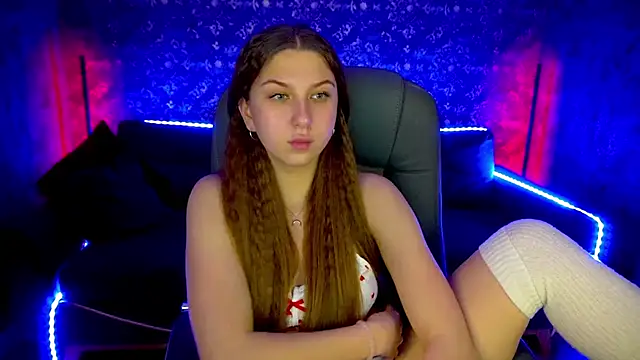 AureliaBliss  online show from 01.28.25