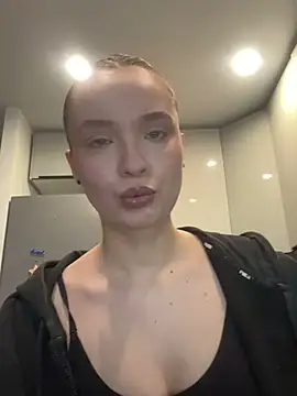  Babygirl   online show from 01.23.25