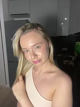  Babygirl   online show from 01.24.25