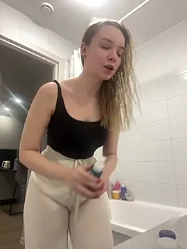  Babygirl   online show from 01.27.25