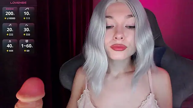 Ohmy Nora  online show from 03.31.26