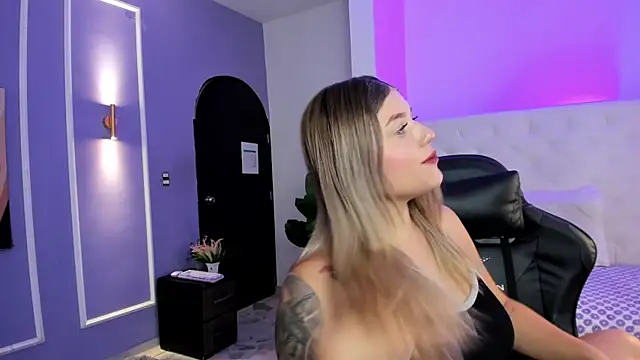 alaia greyy online show from 12.03.25