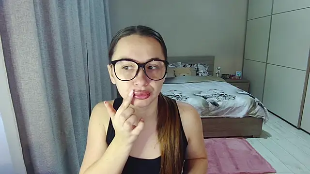 singletrouble online show from 12.18.25