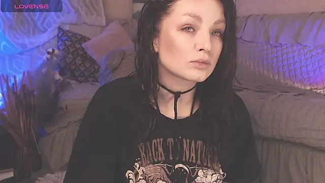 BritneyBarker online show from 02.13.25