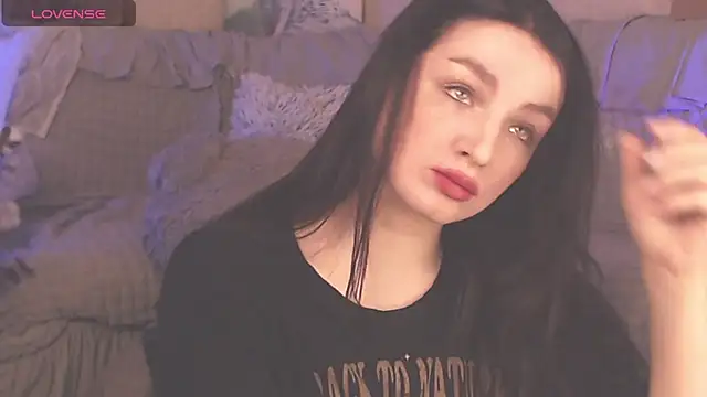 BritneyBarker online show from 03.19.25