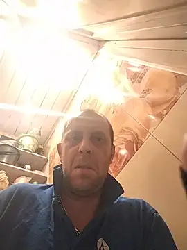 MaxDevilWhite online show from 10.25.25