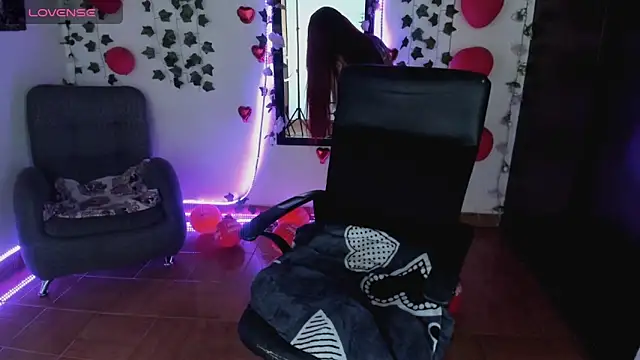 saray  jones online show from 03.02.26