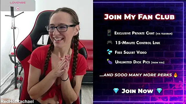 Snapshot of RedHotRachael chatting on 11.15.25 RedHotRachael online show from 11.15.25