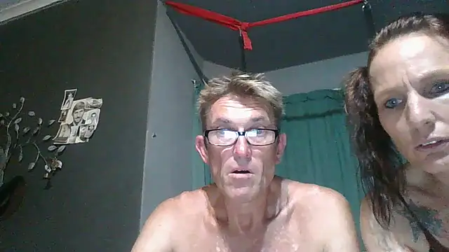 Snapshot of xylegs chatting on 02.17.25 xylegs online show from 02.17.25