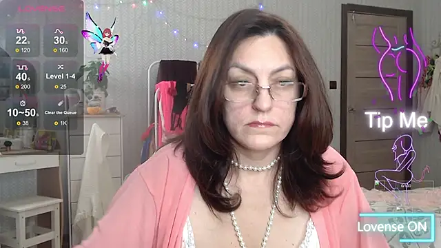 Soffya Soy online show from 11.08.25