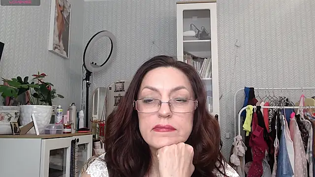 Soffya Soy online show from 03.13.26