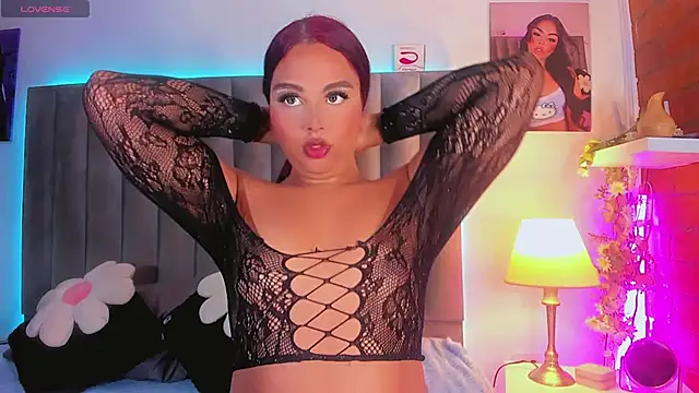 CamiiGarcia online show from 11.02.25