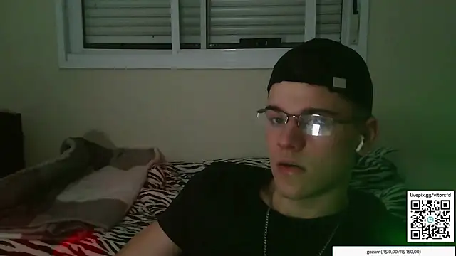 Snapshot of vitorsafado19 chatting on 11.01.25 vitorsafado19 online show from 11.01.25