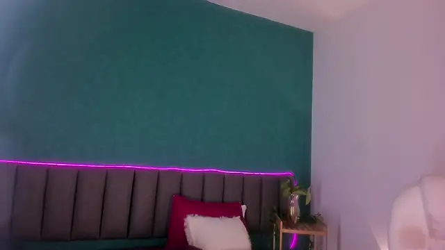 AriaMoonLight online show from 09.26.25